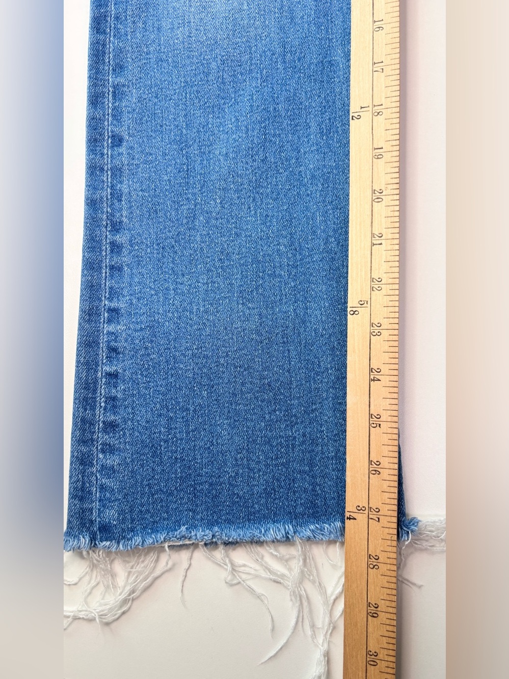 ✨MOTHER The Hustler High Rise Ankle Fray Jeans | Layover | Size 27 - Picture 15 of 15